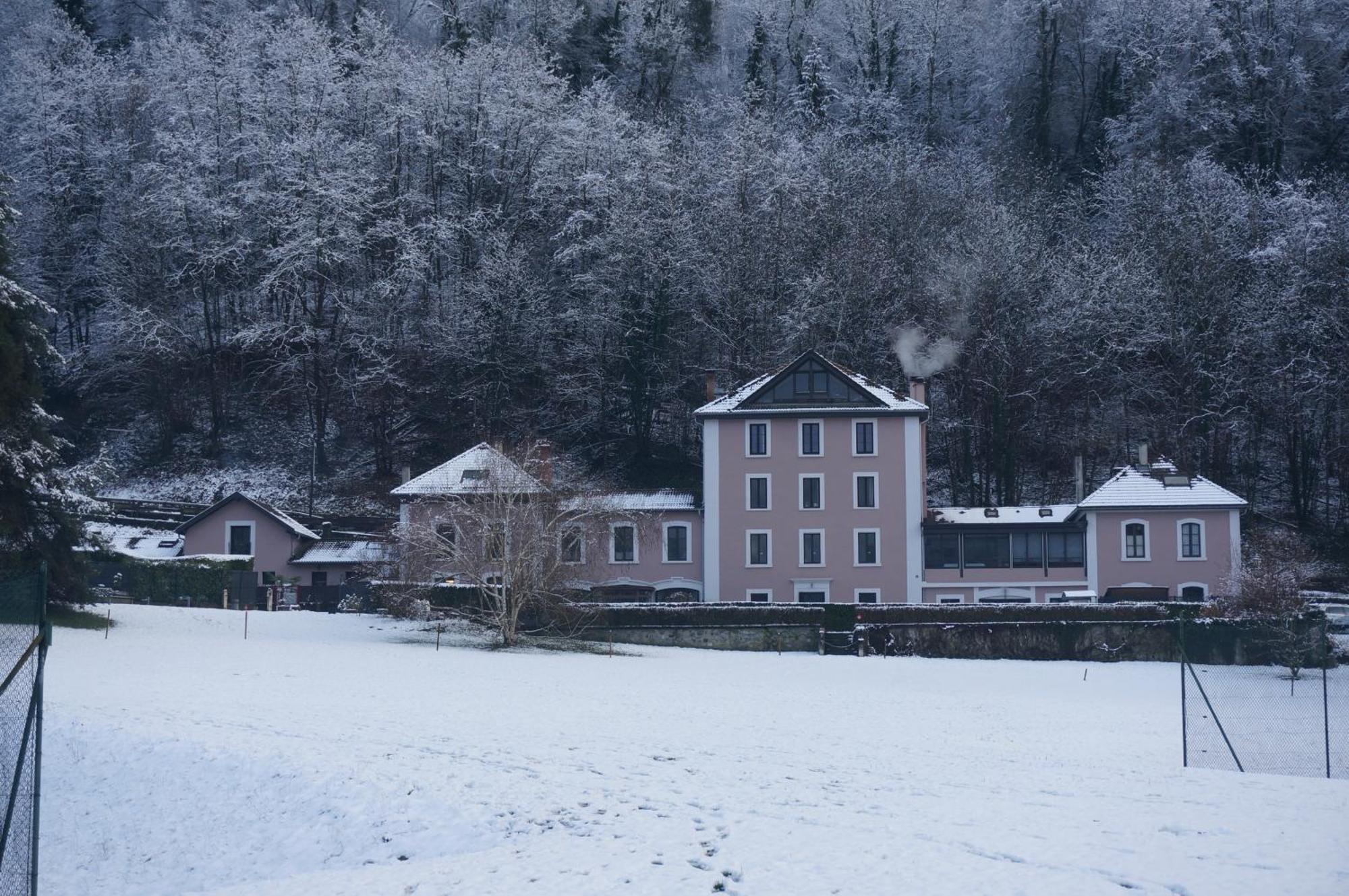 Residence Du Parc Saint-Martin-d'Uriage Exterior photo